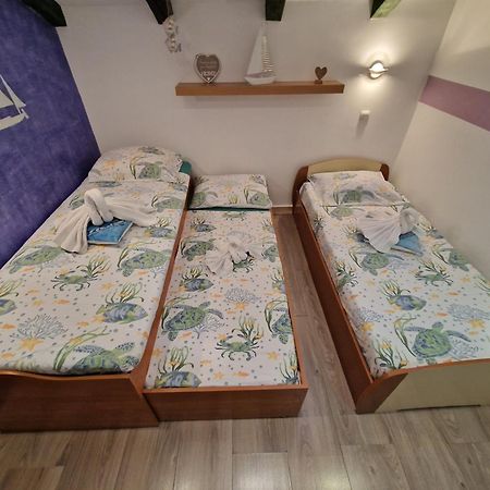 Apartments Marica 扎达尔 外观 照片