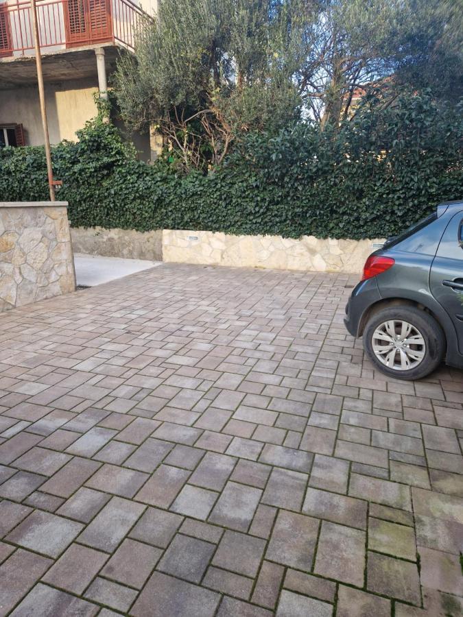 Apartments Marica 扎达尔 外观 照片