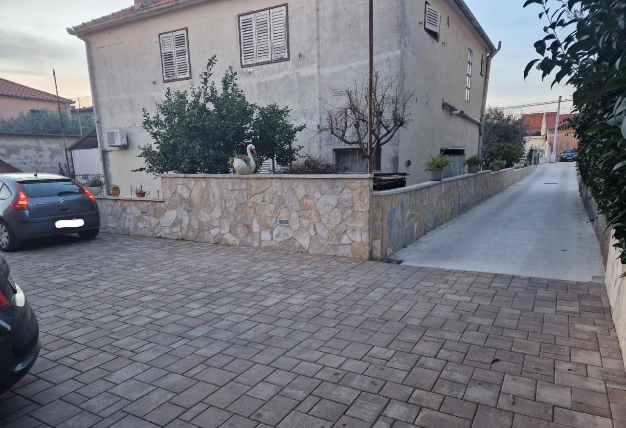 Apartments Marica 扎达尔 外观 照片