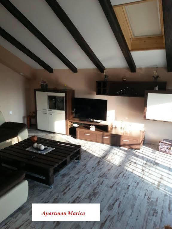 Apartments Marica 扎达尔 外观 照片